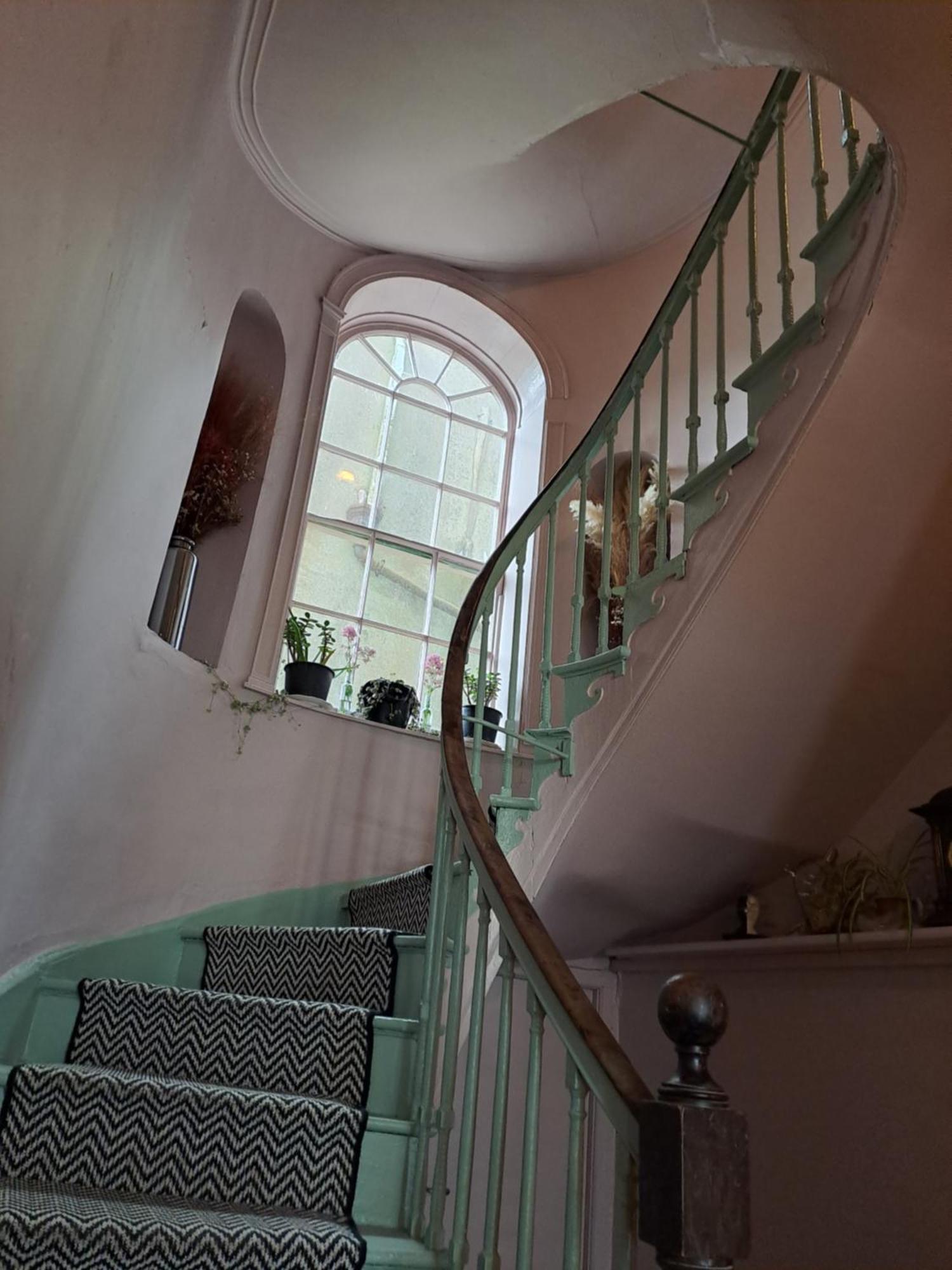Westways House Hotel Коб Екстериор снимка